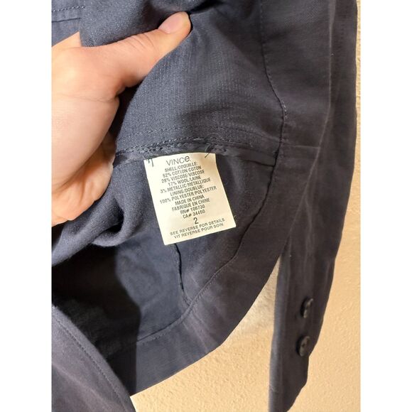 Vince Navy Blue Lightweight Blazer Womens Sz 2 Minimalist Preppy 3 Button - Picture 5 of 7